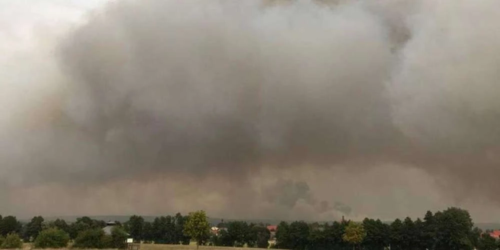 Μεγάλη πυρκαγιά στο Βρανδεμβούργο – 600 άτομα έφυγαν από τα σπίτια τους
